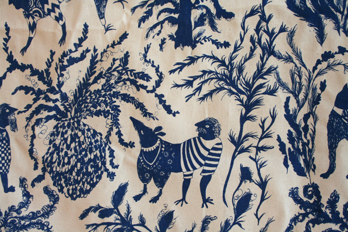 mixed-up-animals-print-clos